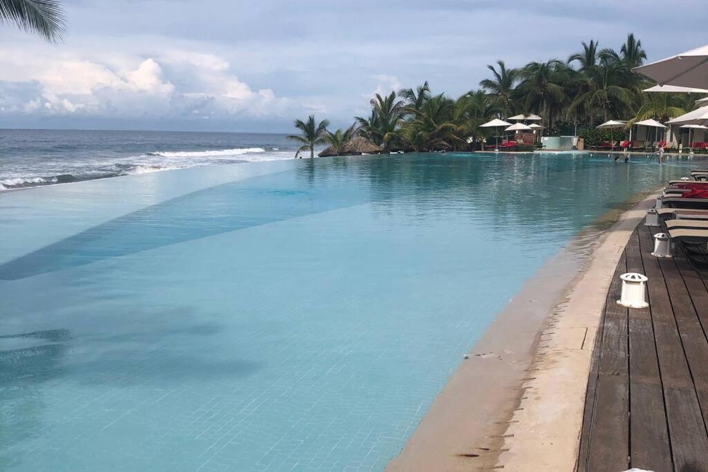 Bay View Grand Marina Ixtapa Condo En Pie De Playa Eksteriør billede