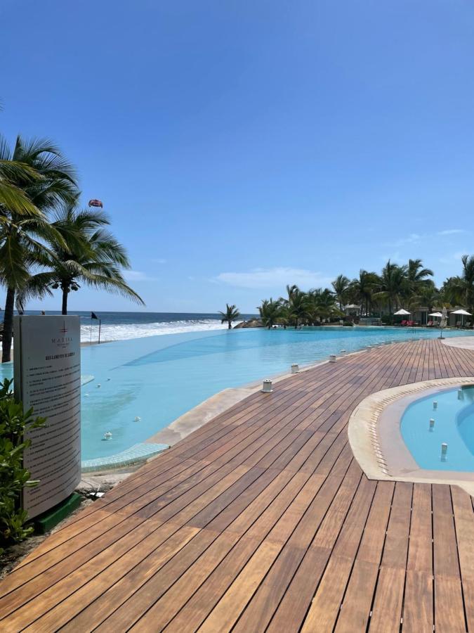 Bay View Grand Marina Ixtapa Condo En Pie De Playa Eksteriør billede