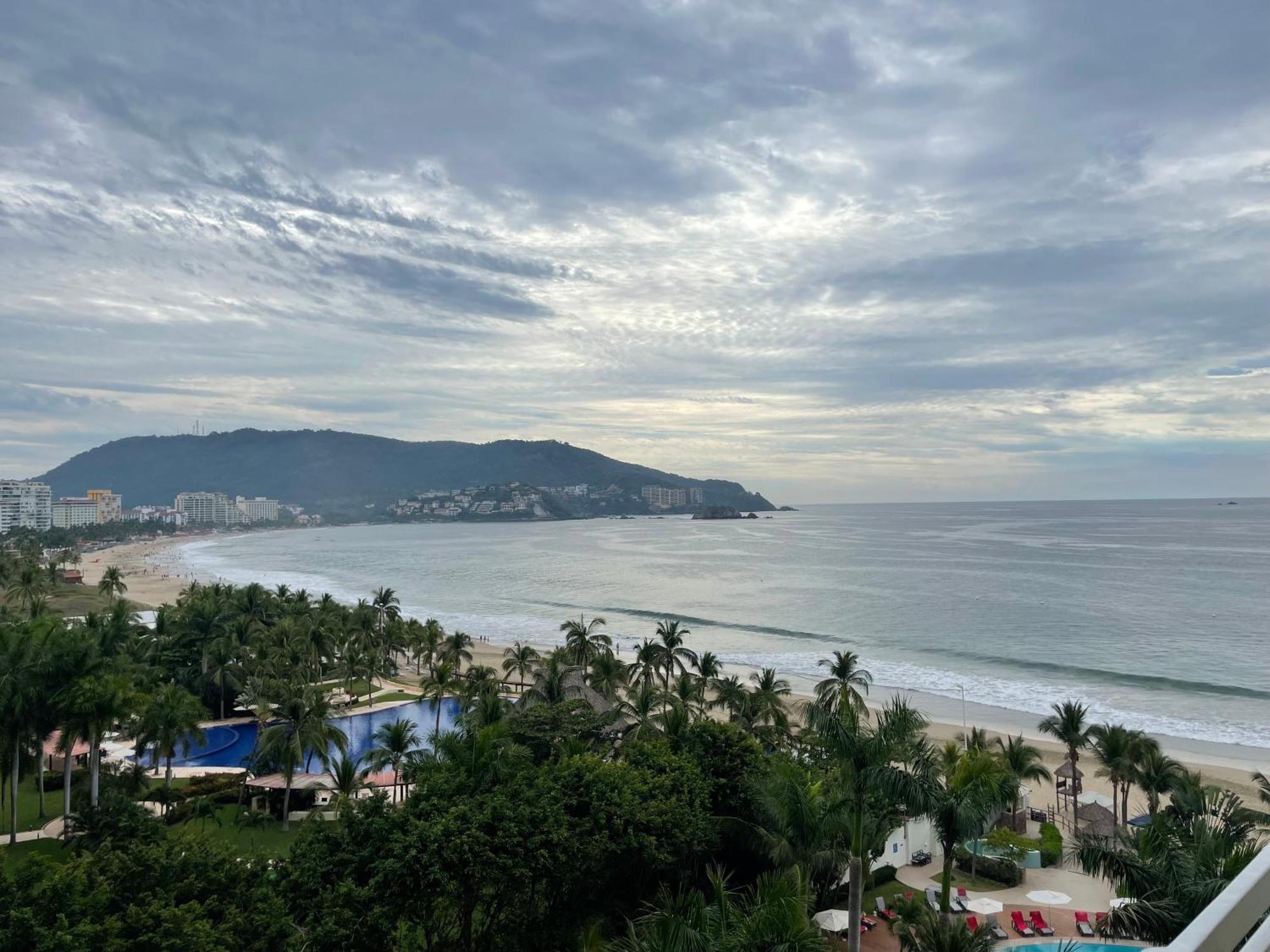 Bay View Grand Marina Ixtapa Condo En Pie De Playa Eksteriør billede
